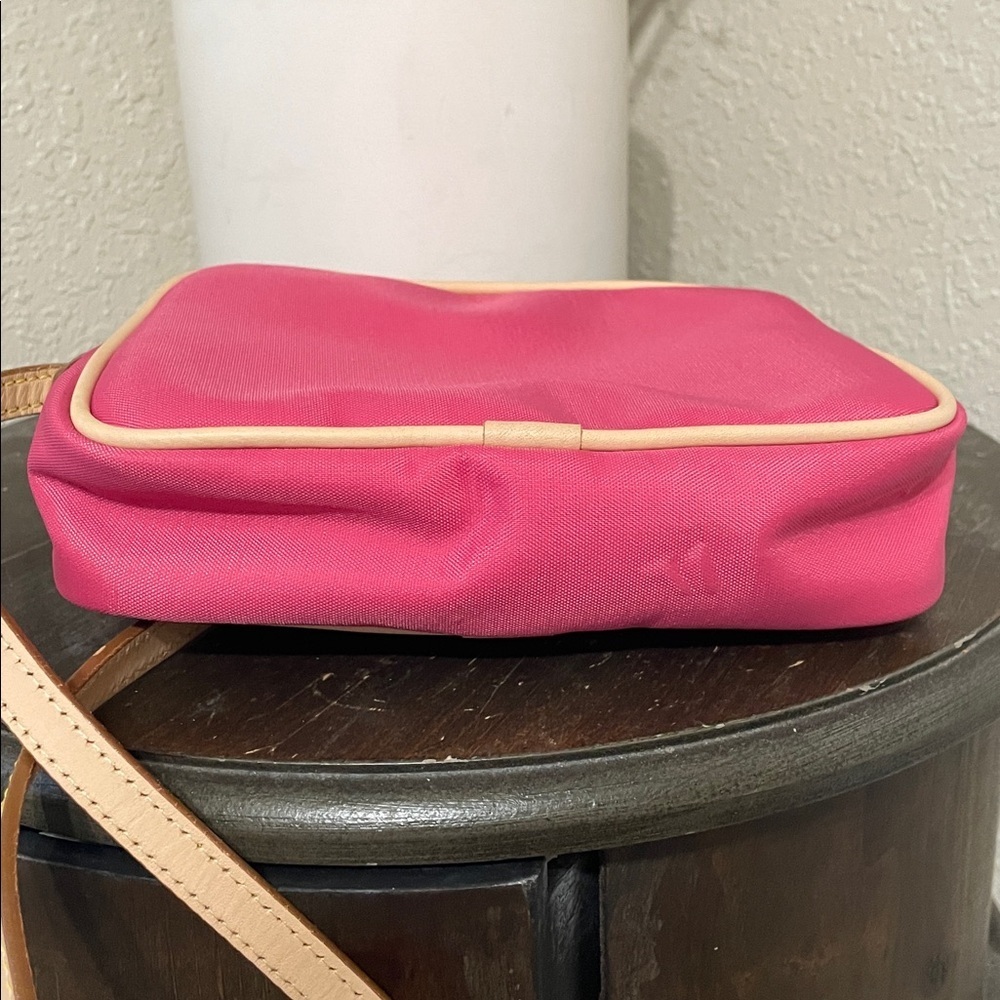 Dooney & Bourke Pink Shoulder Camera Bag - Picture 4 of 9